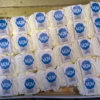 MQM gebak ontbrak niet